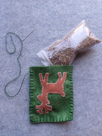 Deer Balsam Sachet DIY Kit