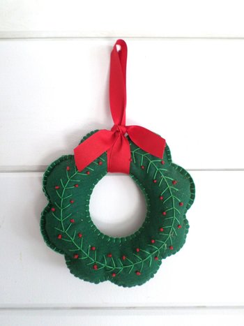 Maine Balsam Fir Felt Wreath Craft Kit