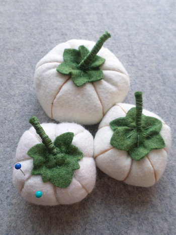 Gourd Felt Pincushion, White Pumpkin 