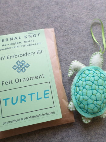 Turtle Felt Holiday Ornament DIY Kit 